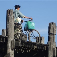 U Bein bridge