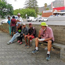 Pavement lunch in Piketberg