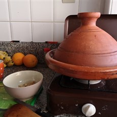 Cooking tagine