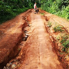 Chinese camp to Boumnyebel