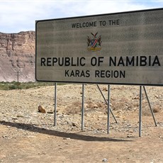 Noordoewer border crossing into Namibia