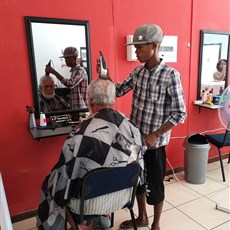 Mariental haircut
