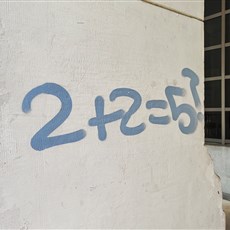 2+2=5? - Havana