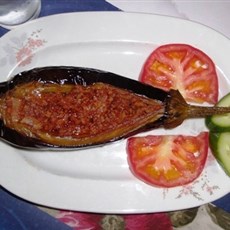 Stuffed aubergine