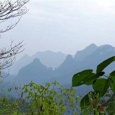 Between Na Phac and Yen Lac