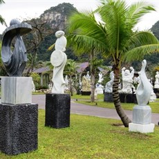 Danang - stonemasons