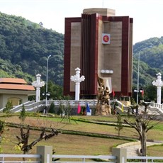 Between Di Linh and Phuong Lam