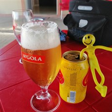 Cuca in N'gola glass