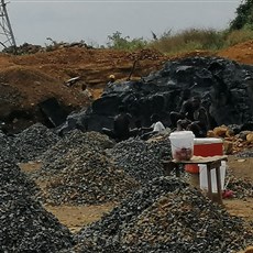 Kingsville to Monrovia - making gravel by hand