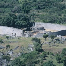 Zimbabwe, Great Zimbabwe ruins