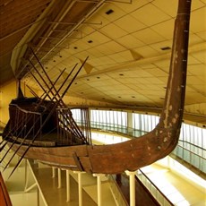 Solar barque